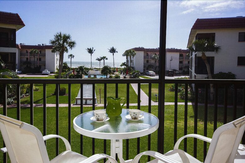 Sandalfoot Beachfront Condominium