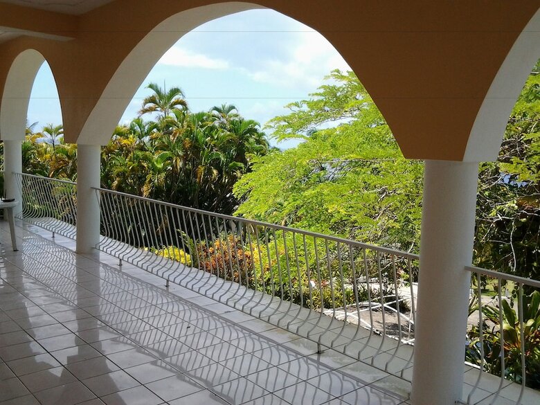 Hotel Rio Vista Resort
