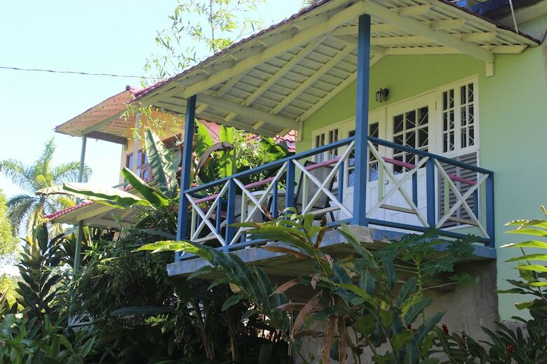 Hotel Rio Vista Resort