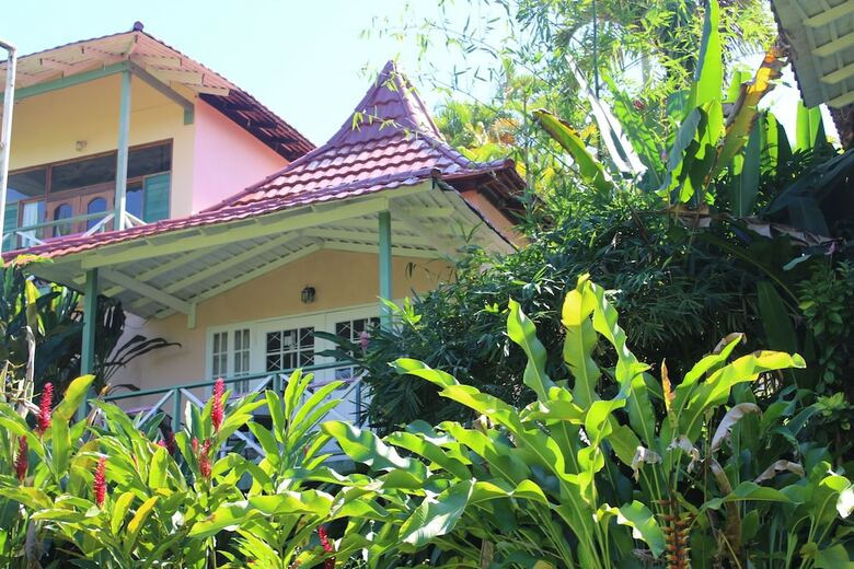 Hotel Rio Vista Resort
