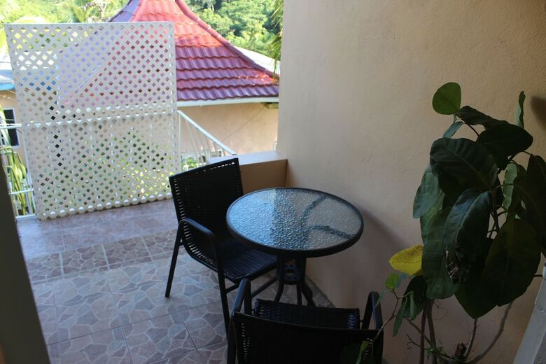 Hotel Rio Vista Resort
