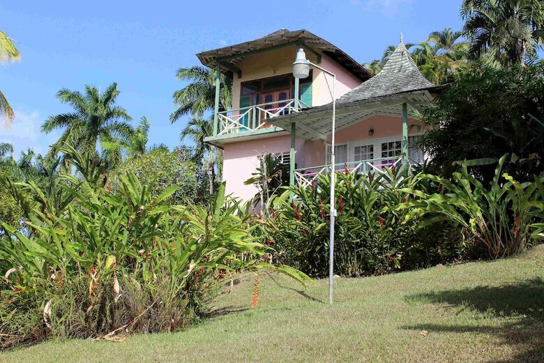 Hotel Rio Vista Resort