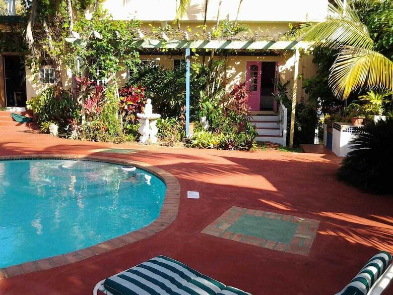 Hotel Rio Vista Resort