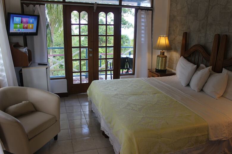 Hotel Rio Vista Resort