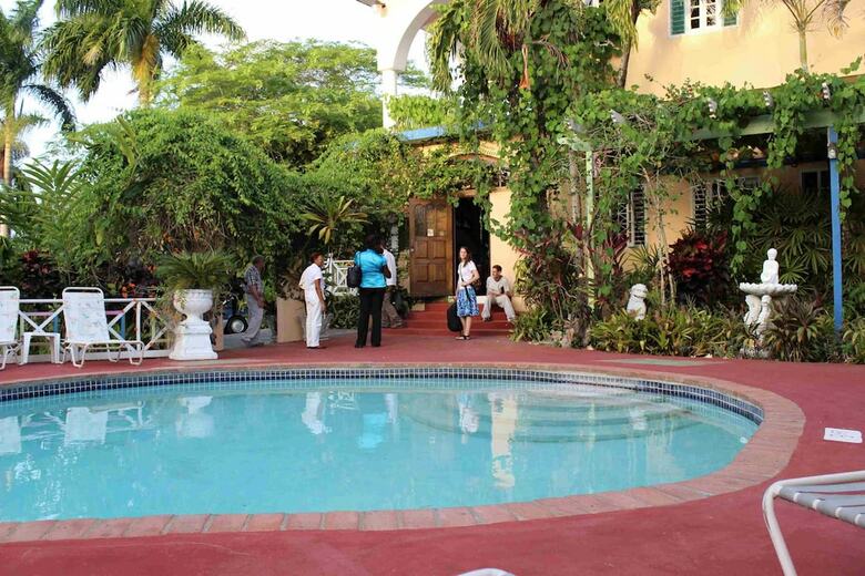 Hotel Rio Vista Resort
