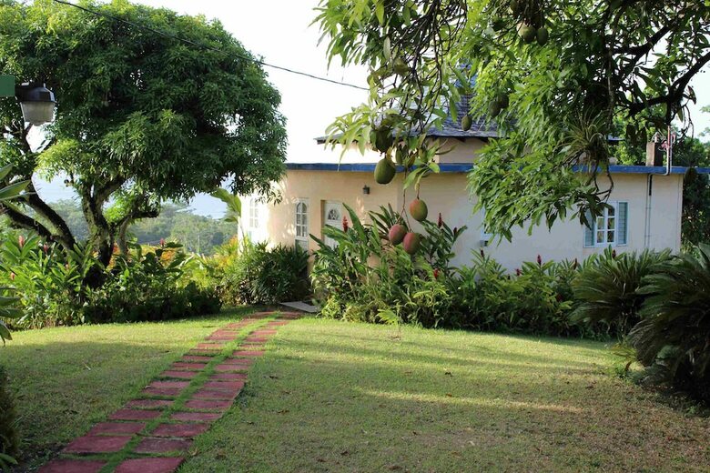 Hotel Rio Vista Resort