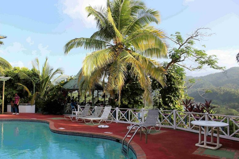 Hotel Rio Vista Resort