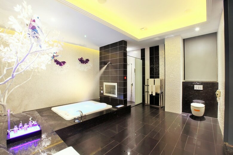 Icloud Luxury Resort & Hotel