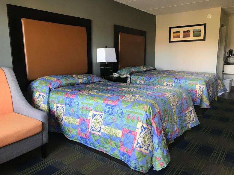 Motel Lotus Inn And Suites