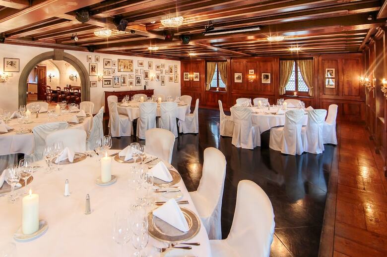 Schloss-hotel ? Swiss-chalet Merlischachen