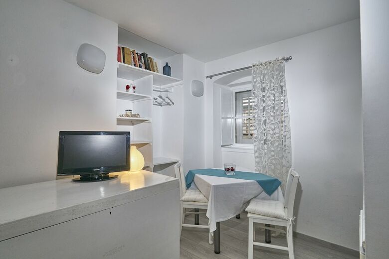 Apartments Old Town Finest