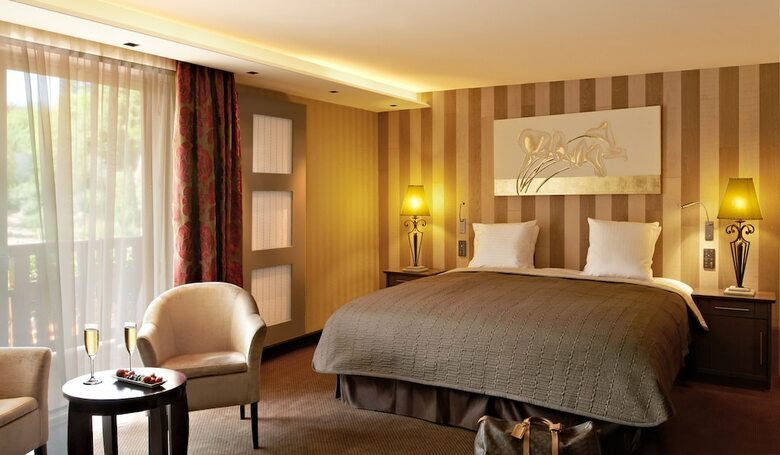 Hotel Hostellerie Des Ch�teaux & Spa