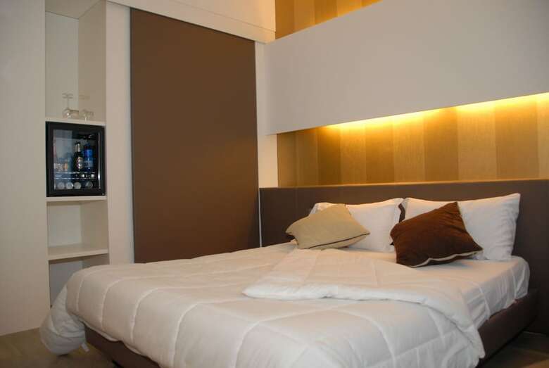 Green Hotel Motel