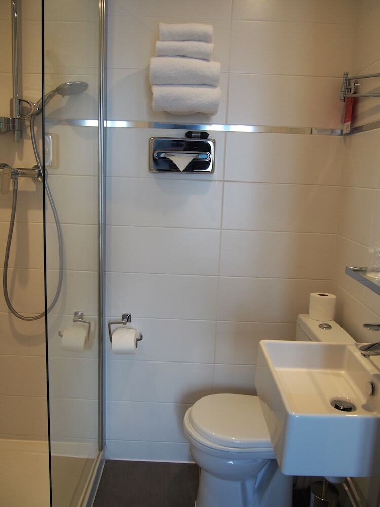 Porte De Versailles Hotel