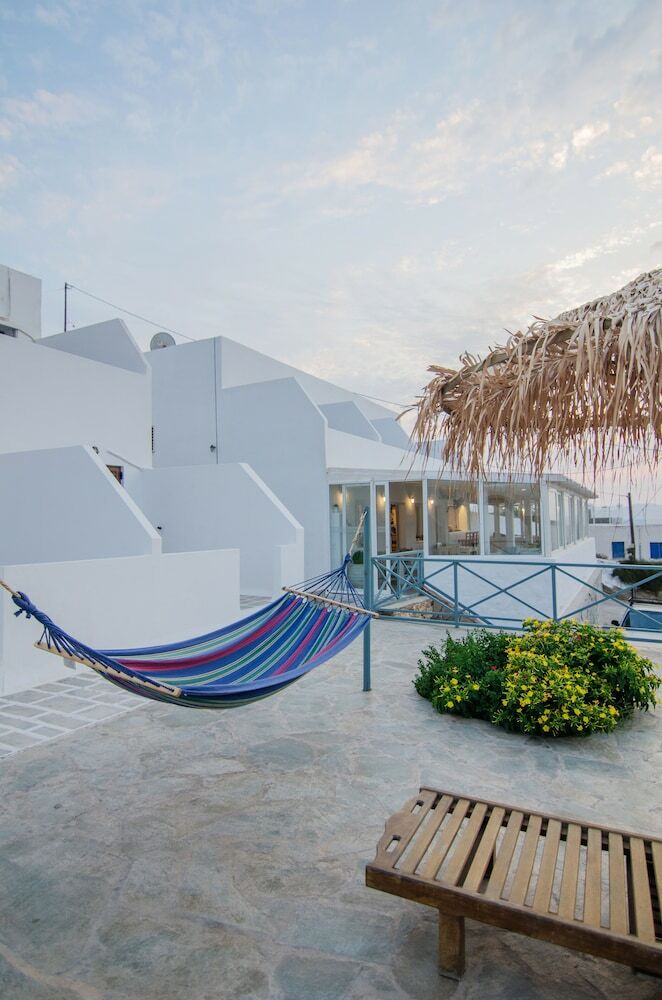 George & Irene Hotel