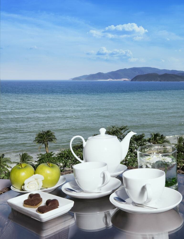 Sunrise Nha Trang Beach Hotel & Spa