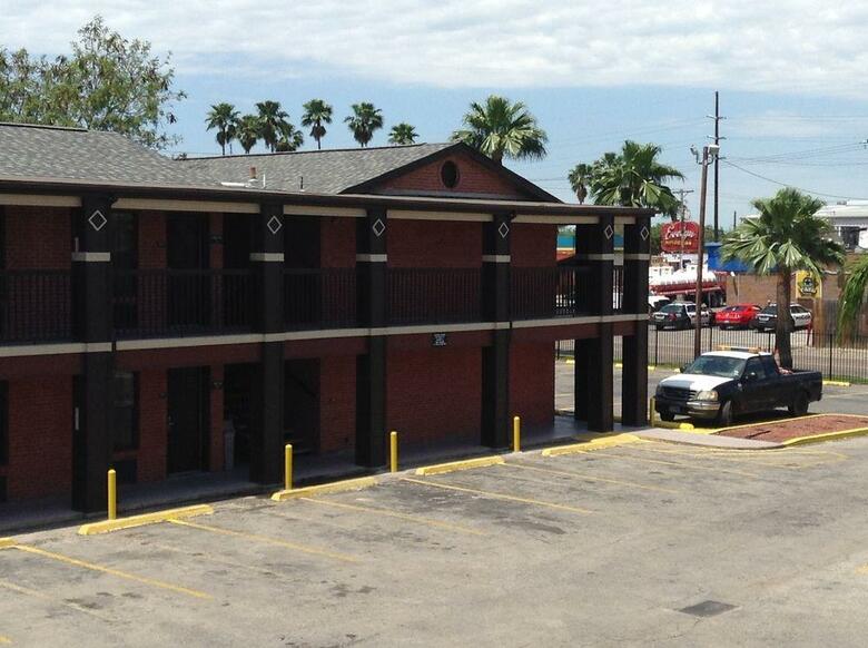 Hotel Laredo Executive Inn
