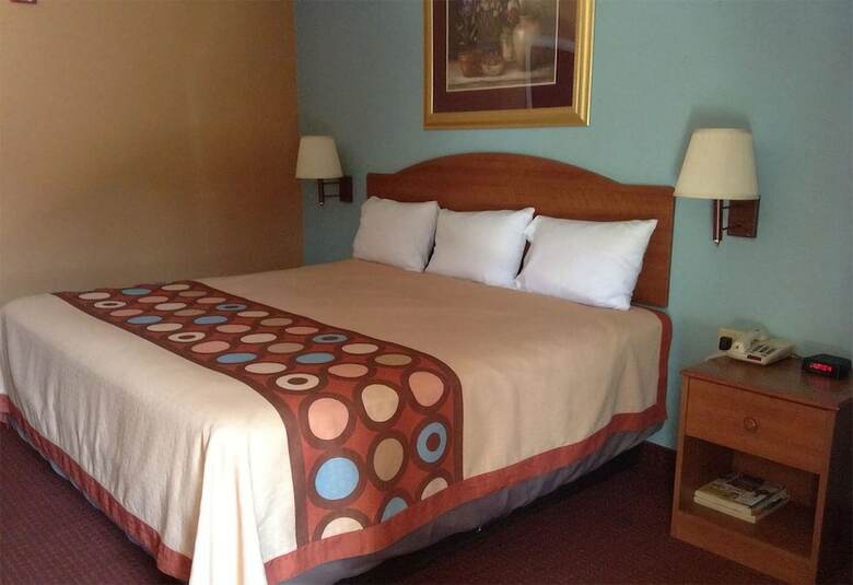 Hotel Laredo Executive Inn