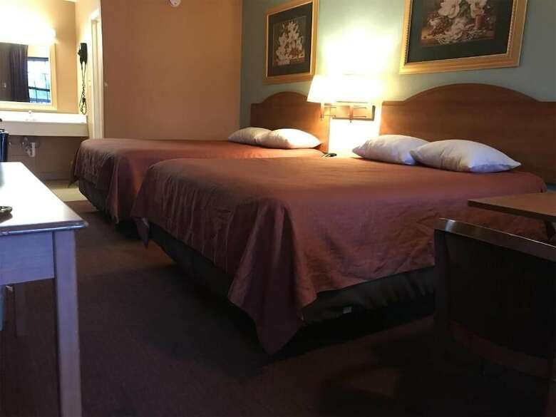 Hotel Laredo Executive Inn