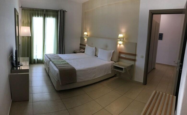 Aparthotel Lithos By Spyros & Flora