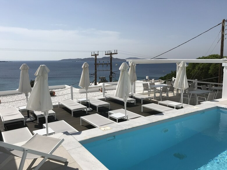 Aparthotel Lithos By Spyros & Flora