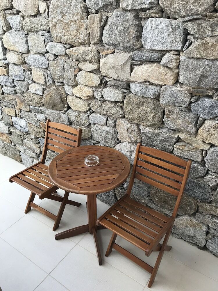 Aparthotel Lithos By Spyros & Flora