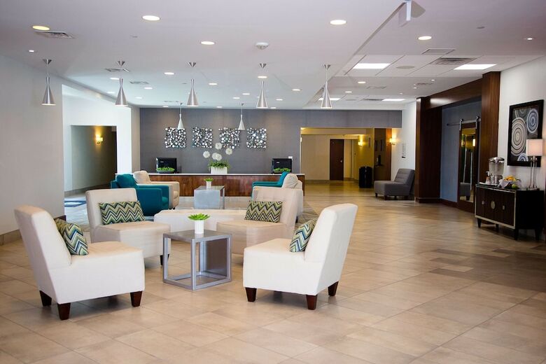 Hotel Doubletree By Hilton Omaha Southwest