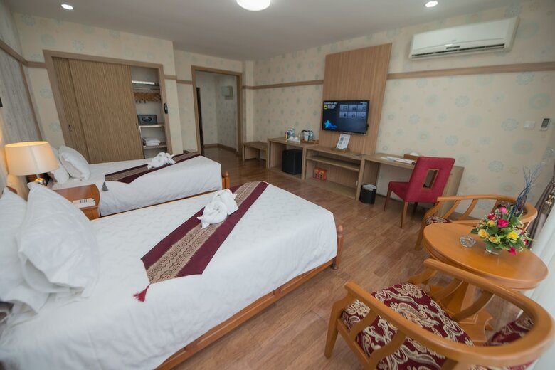 Sky Star Hotel
