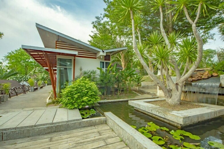 Hotel Nana Resort Kaengkrachan