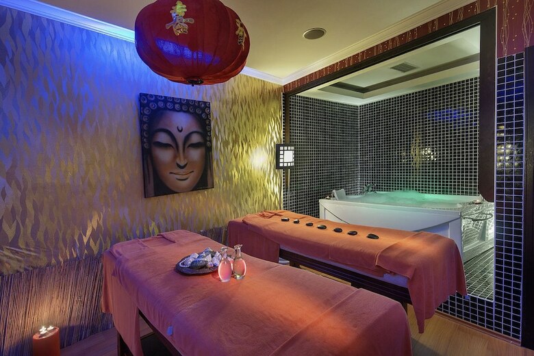 Catamaran Resort Hotel - All Inclusive