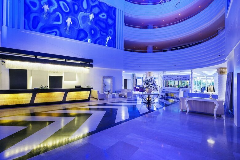 Catamaran Resort Hotel - All Inclusive