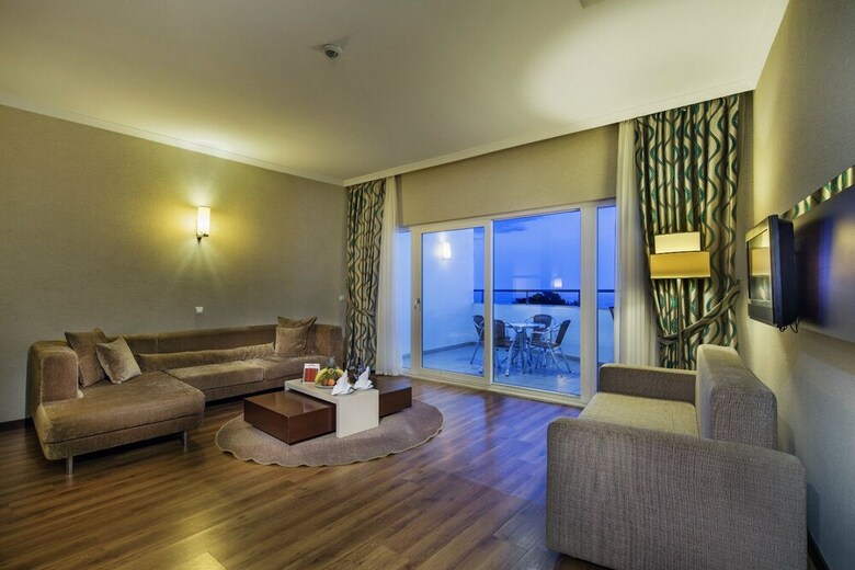 Catamaran Resort Hotel - All Inclusive