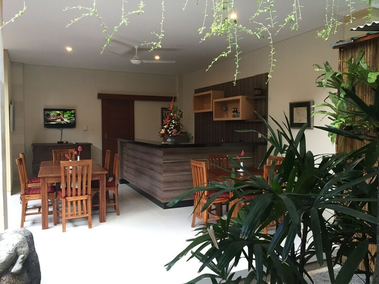 Hotel Teja Homestay