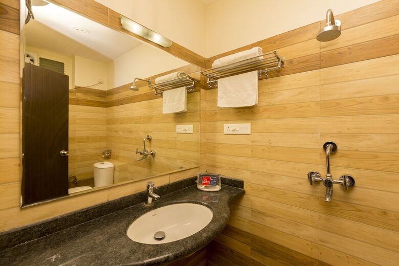 Hotel Sunday Inn