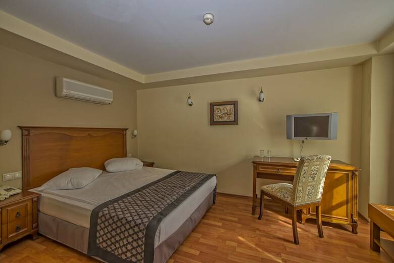 Argos Hotel
