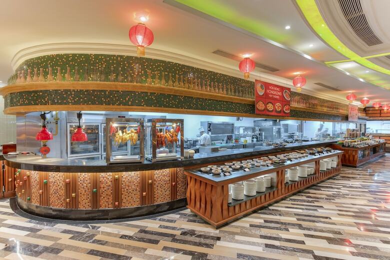 Windsor Plaza Hotel