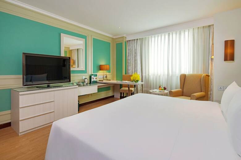 Windsor Plaza Hotel