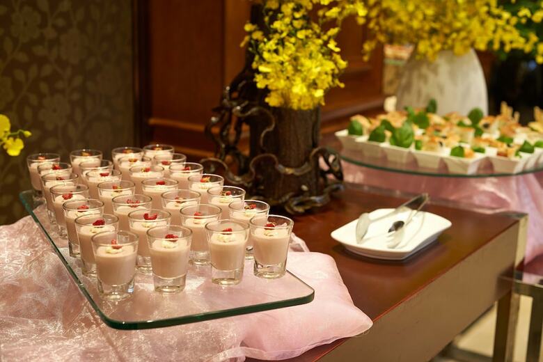 Windsor Plaza Hotel
