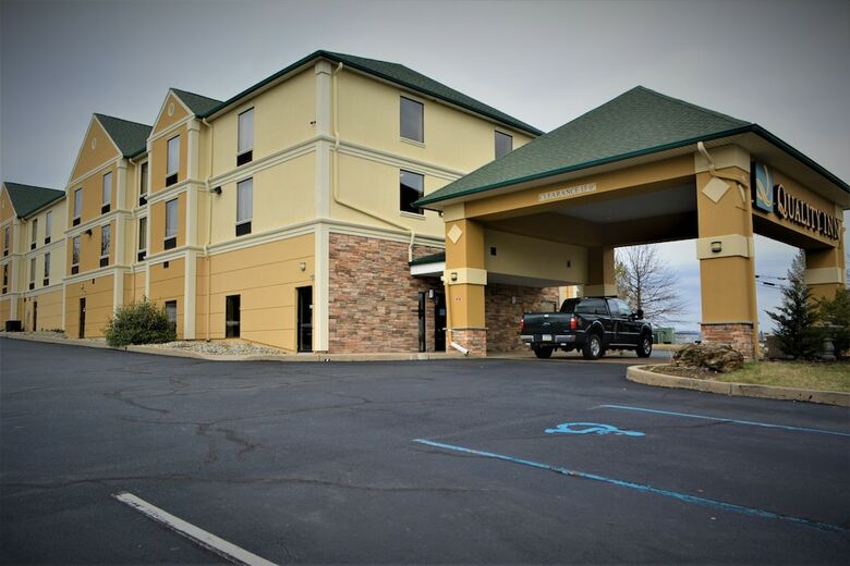 Hotel Quality Inn Hackettstown - Long Valley