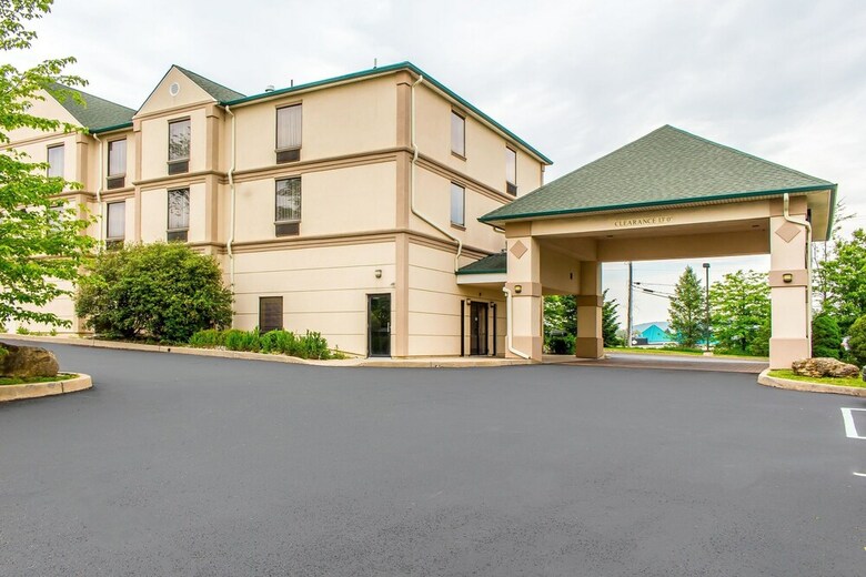 Hotel Quality Inn Hackettstown - Long Valley