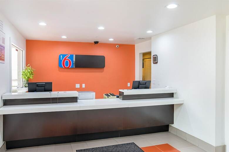 Motel 6 Grand Prairie, Tx