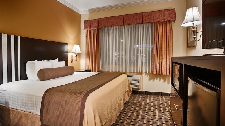 Hotel Sam Houston Inn & Suites