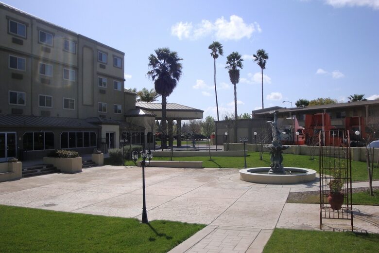 The Harbor Hotel - West Sac