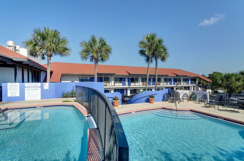 Hotel Beachside Inn