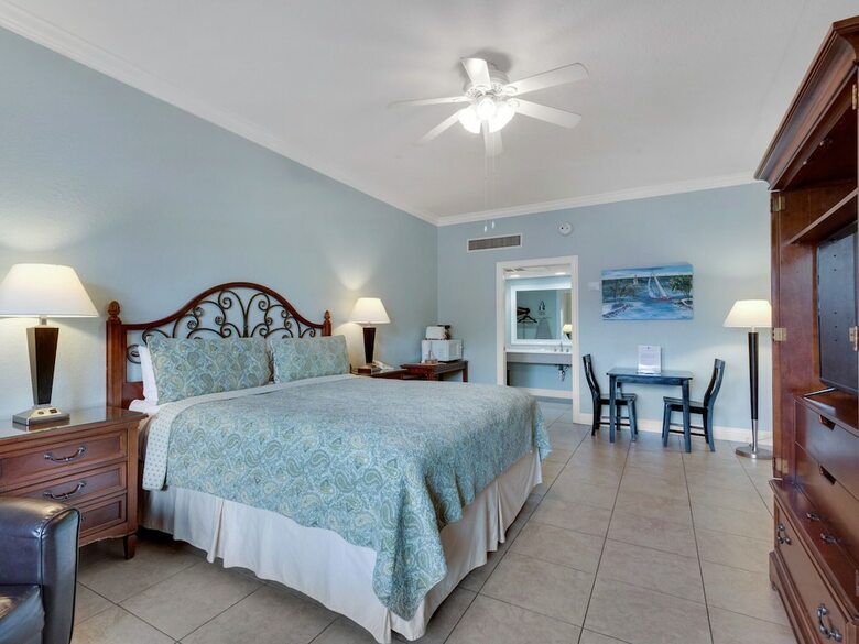 Hotel Beachside Inn