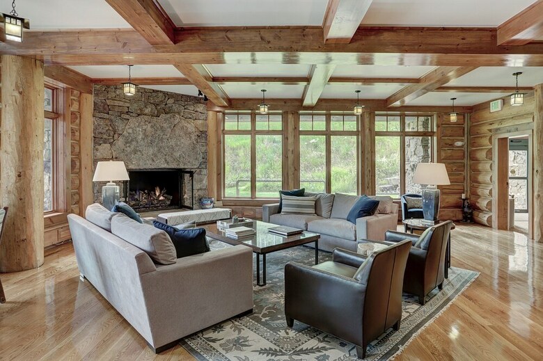 Bachelor Gulch Village