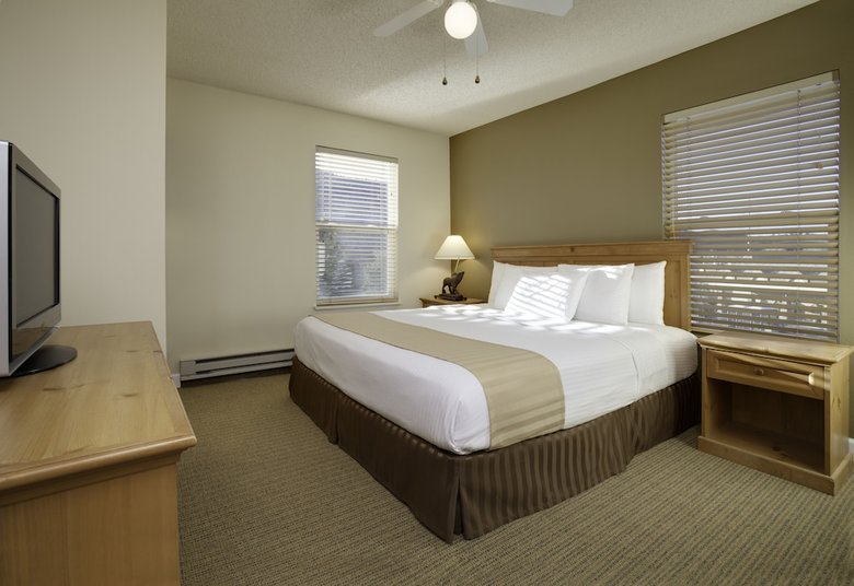 Legacy Vacation Resorts - Steamboat Suites