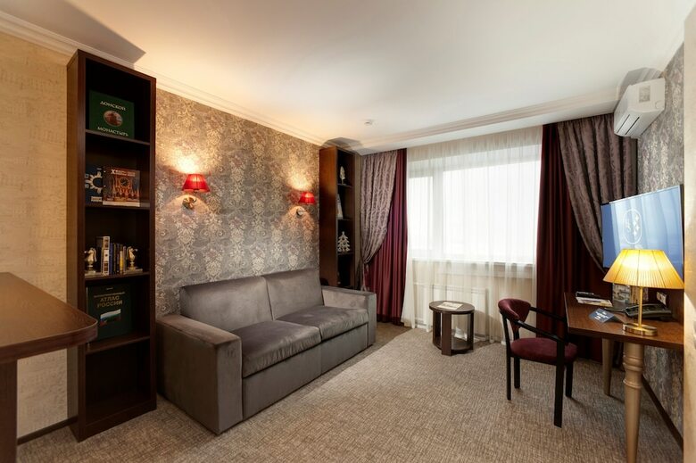 Hotel Salut