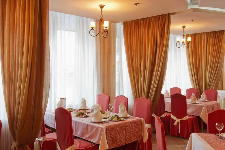 Hotel Salut