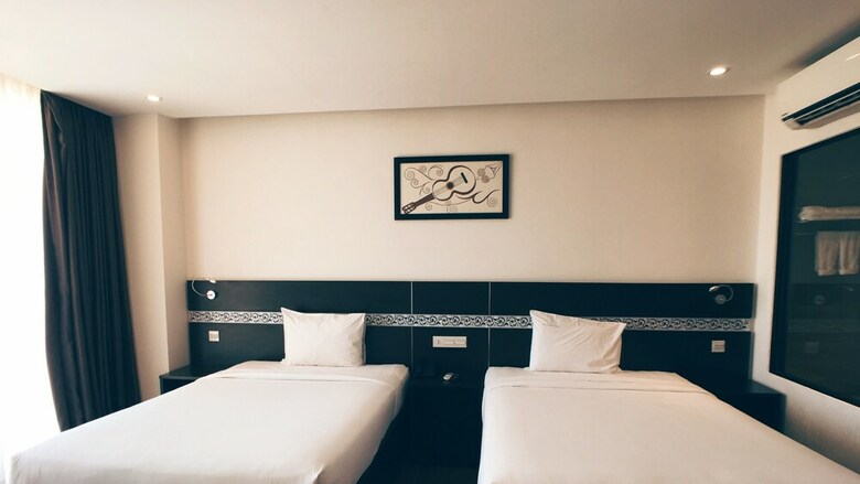 Sea Garden Hotel